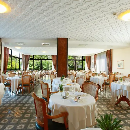 Hotel Caravel
