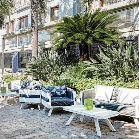 Hotel Caravel 4*