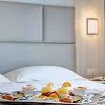 Otel Caravel 4*