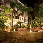 Caravel Otel