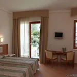 Otel Caravel 4*