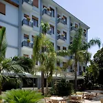 Caravel 4*