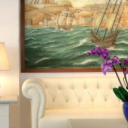 Caravel 4* سانتّانييلّو