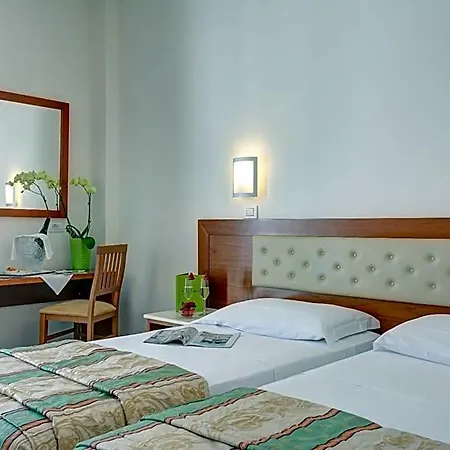 Hotel Caravel 4*