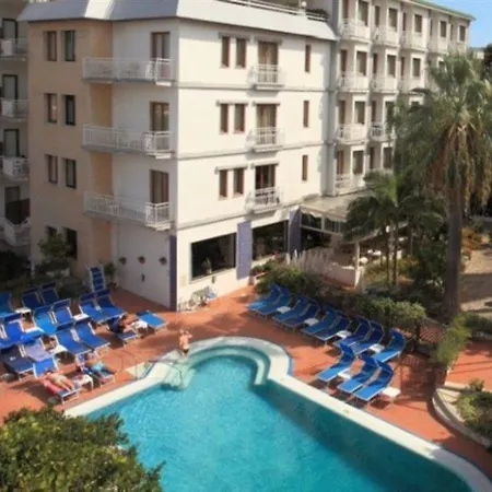 Hotel Caravel